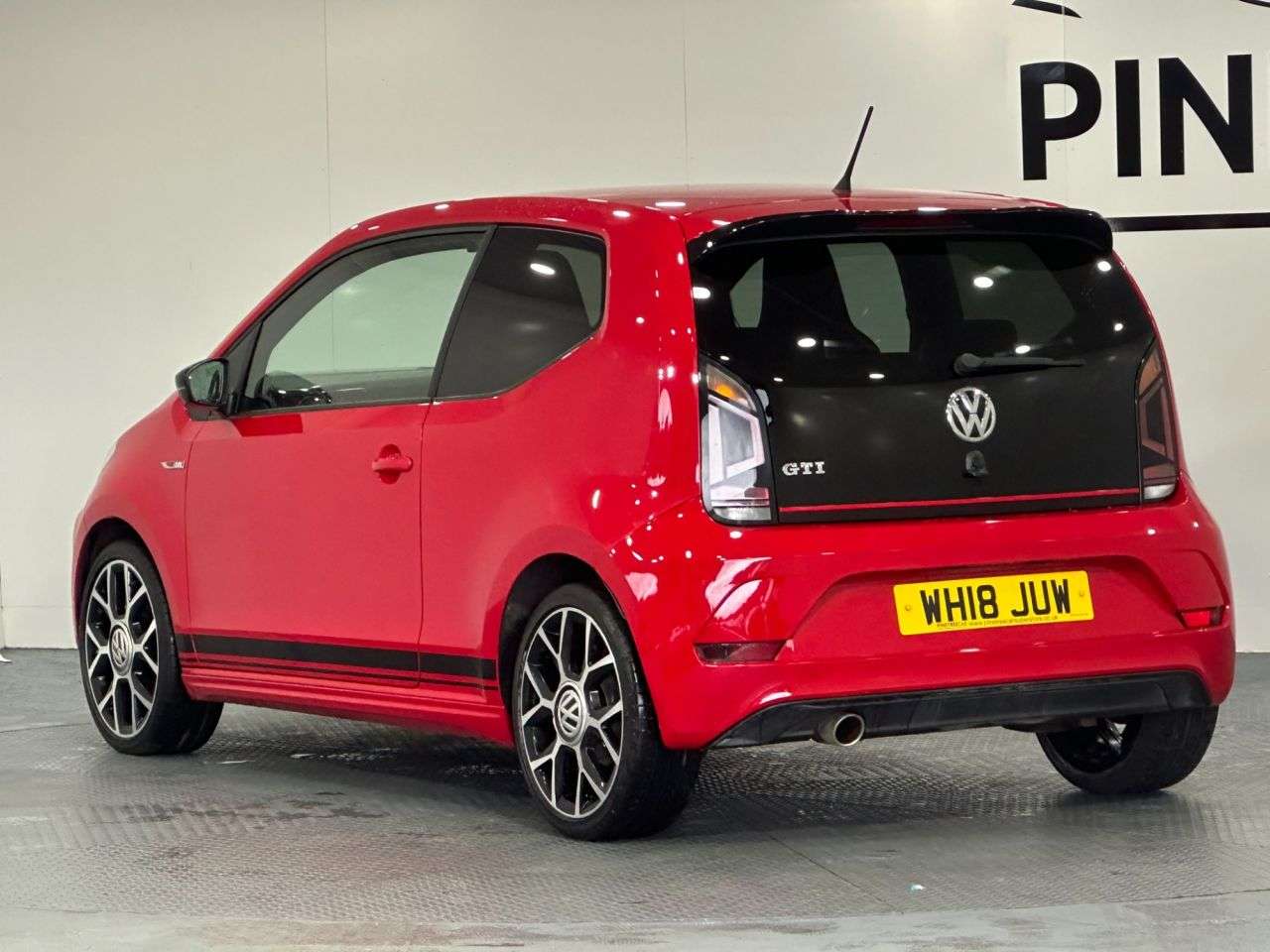 2018 VOLKSWAGEN UP! 2018 VOLKSWAGEN UP!