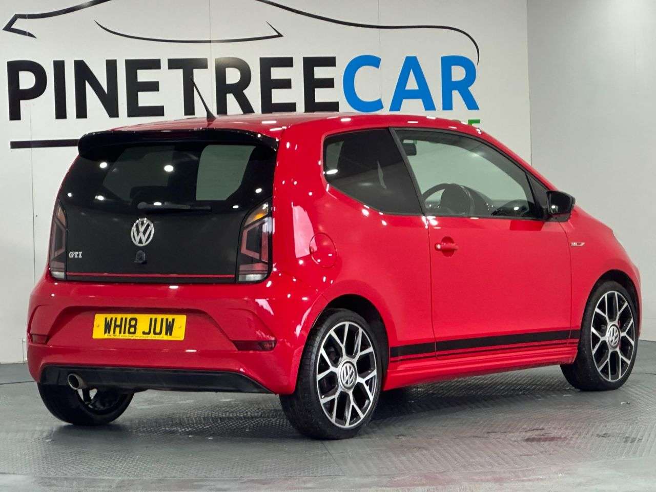 2018 VOLKSWAGEN UP! 2018 VOLKSWAGEN UP!