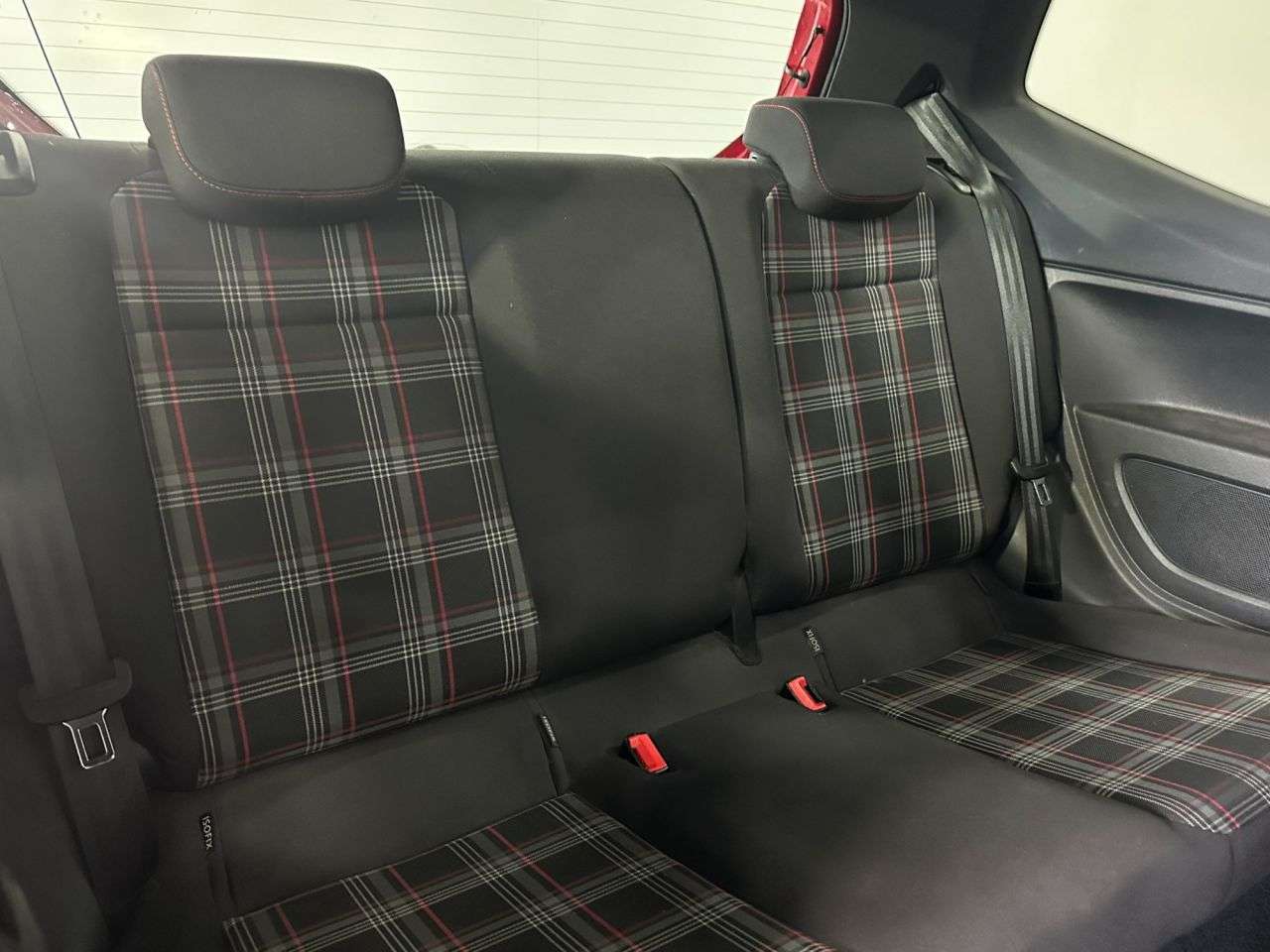 2018 VOLKSWAGEN UP! 2018 VOLKSWAGEN UP!