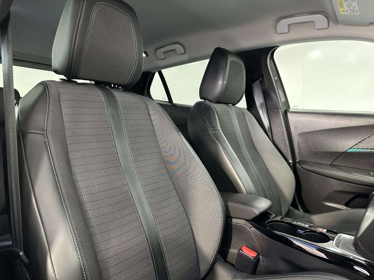 2021 PEUGEOT 2008 2021 PEUGEOT 2008