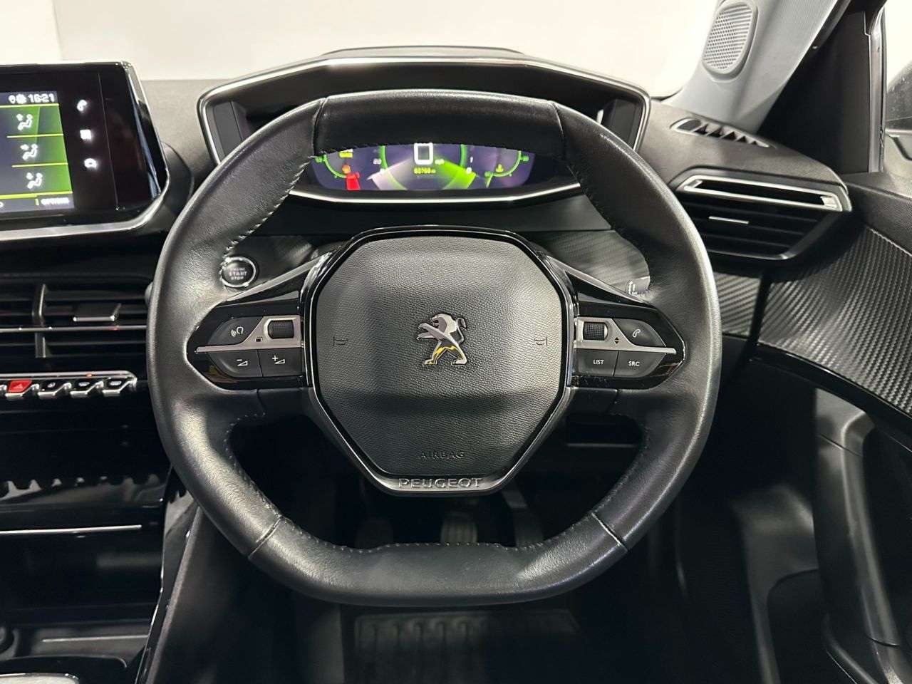 2021 PEUGEOT 2008 2021 PEUGEOT 2008