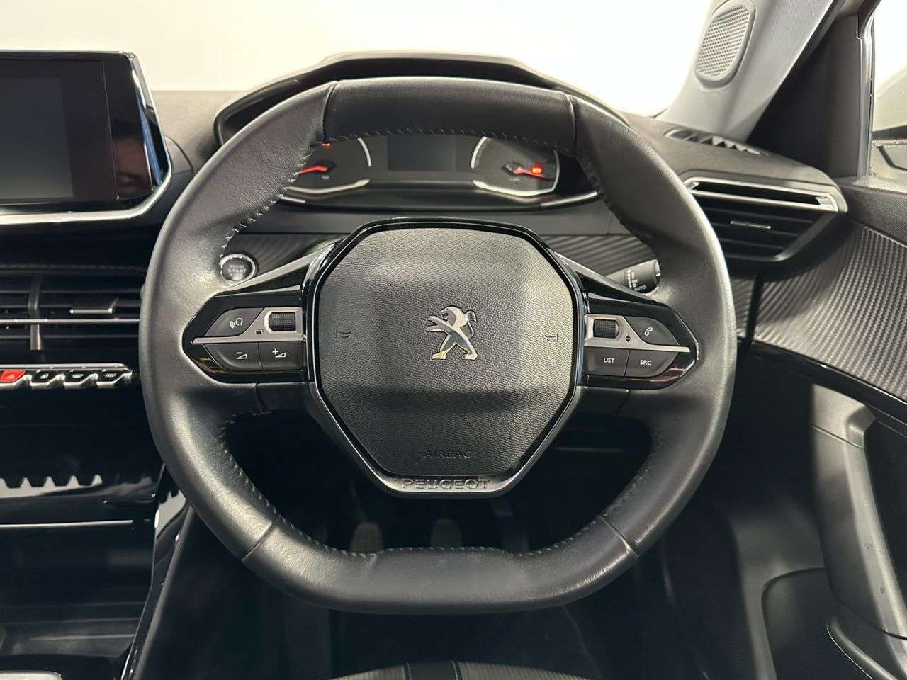 2021 PEUGEOT 2008 2021 PEUGEOT 2008