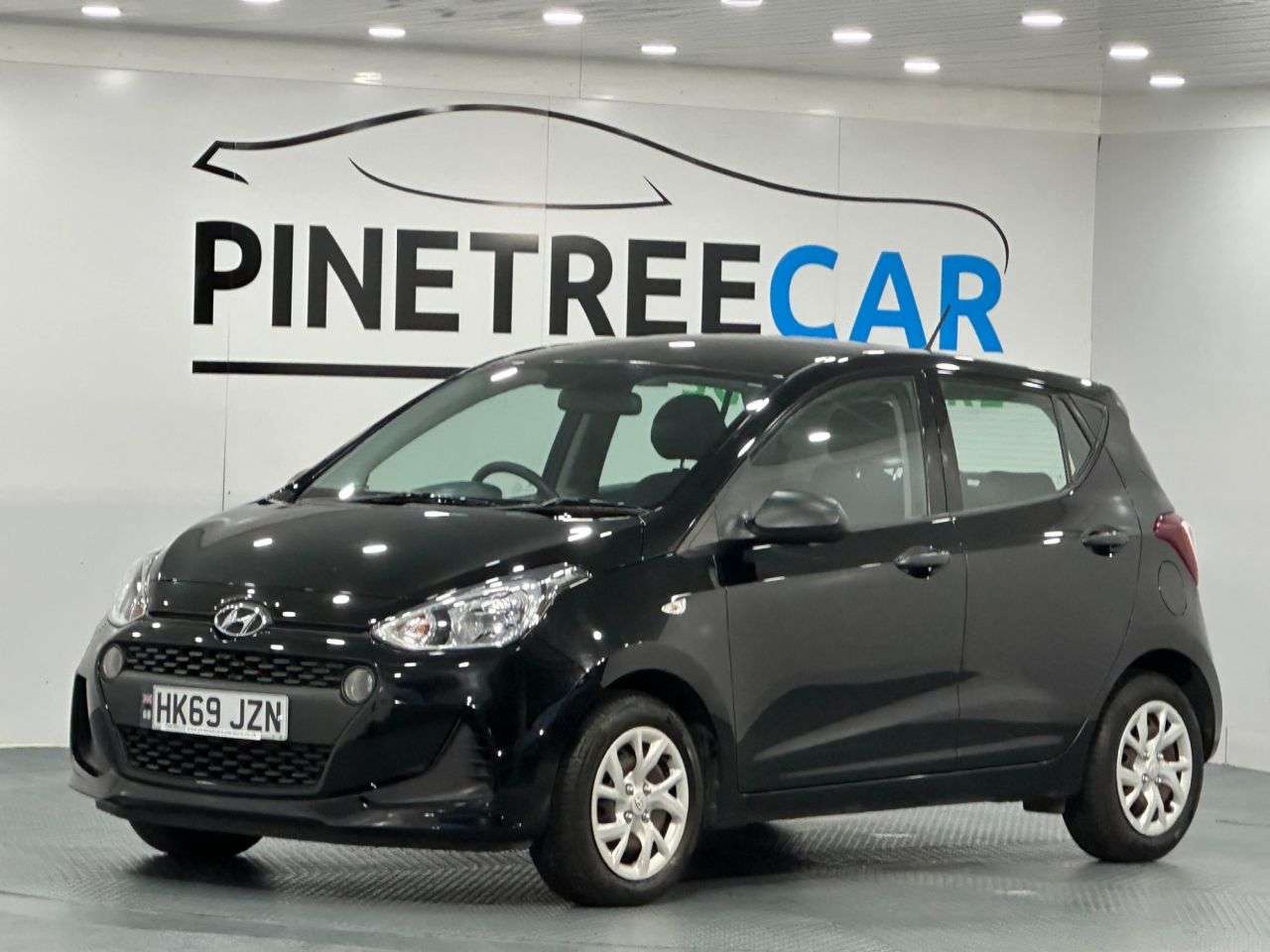 A 2019 HYUNDAI I10 1.0 S Hatchback 5dr Petrol Manual Euro 6 (67 ps) A 2019 HYUNDAI I10 1.0 S Hatchback 5dr Petrol Manual Euro 6 (67 ps)