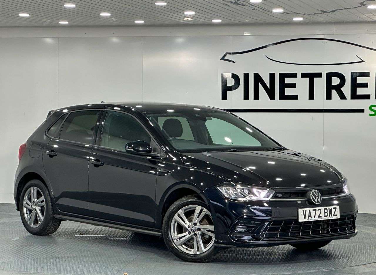 A 2023 VOLKSWAGEN POLO 1.0 TSI R-Line Hatchback 5dr Petrol DSG Euro 6 (s/s) (95 ps) A 2023 VOLKSWAGEN POLO 1.0 TSI R-Line Hatchback 5dr Petrol DSG Euro 6 (s/s) (95 ps)