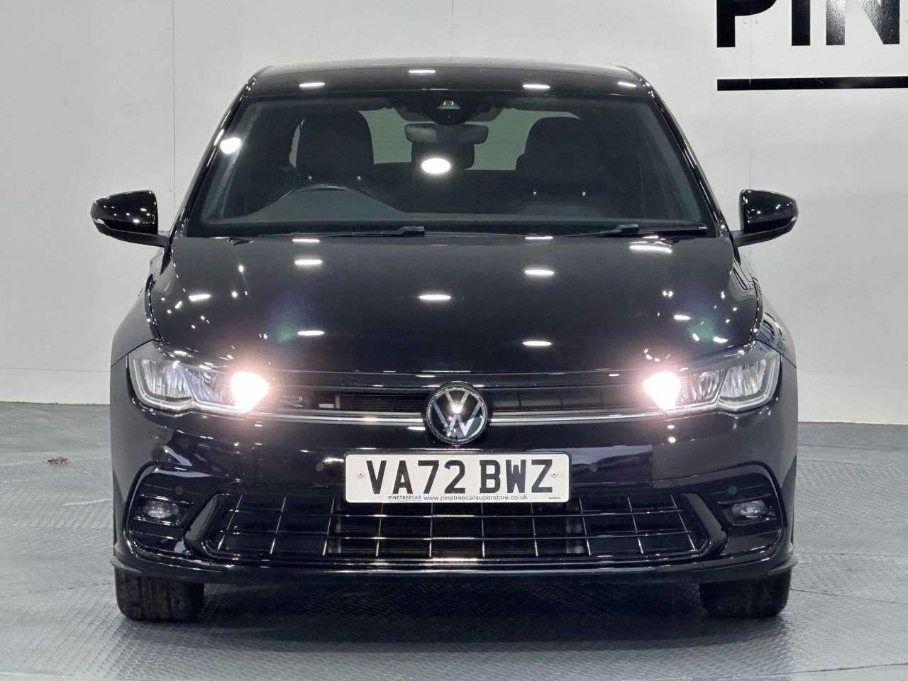 A 2023 VOLKSWAGEN POLO 1.0 TSI R-Line Hatchback 5dr Petrol DSG Euro 6 (s/s) (95 ps) A 2023 VOLKSWAGEN POLO 1.0 TSI R-Line Hatchback 5dr Petrol DSG Euro 6 (s/s) (95 ps)