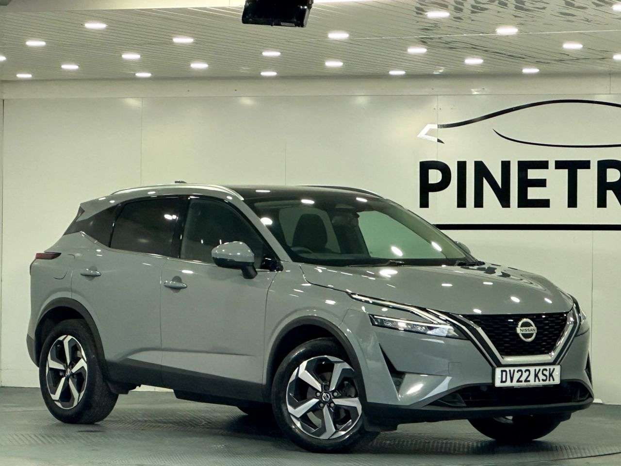 A 2022 NISSAN QASHQAI 1.3 DIG-T MHEV N-Connecta SUV 5dr Petrol Hybrid XTRON Euro 6 (s/s) (158 ps) A 2022 NISSAN QASHQAI 1.3 DIG-T MHEV N-Connecta SUV 5dr Petrol Hybrid XTRON Euro 6 (s/s) (158 ps)
