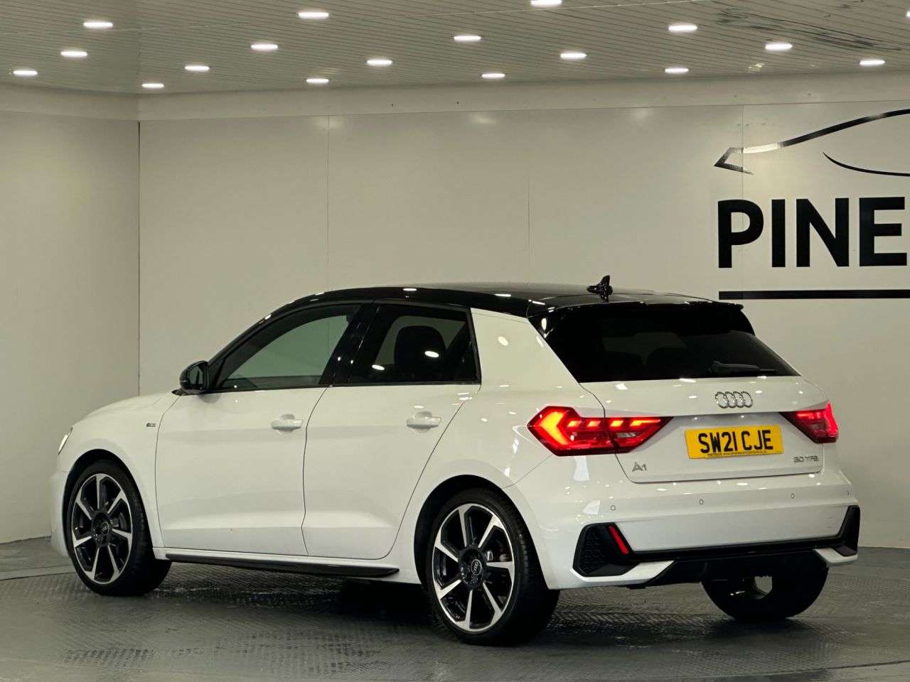 2021 AUDI A1 2021 AUDI A1
