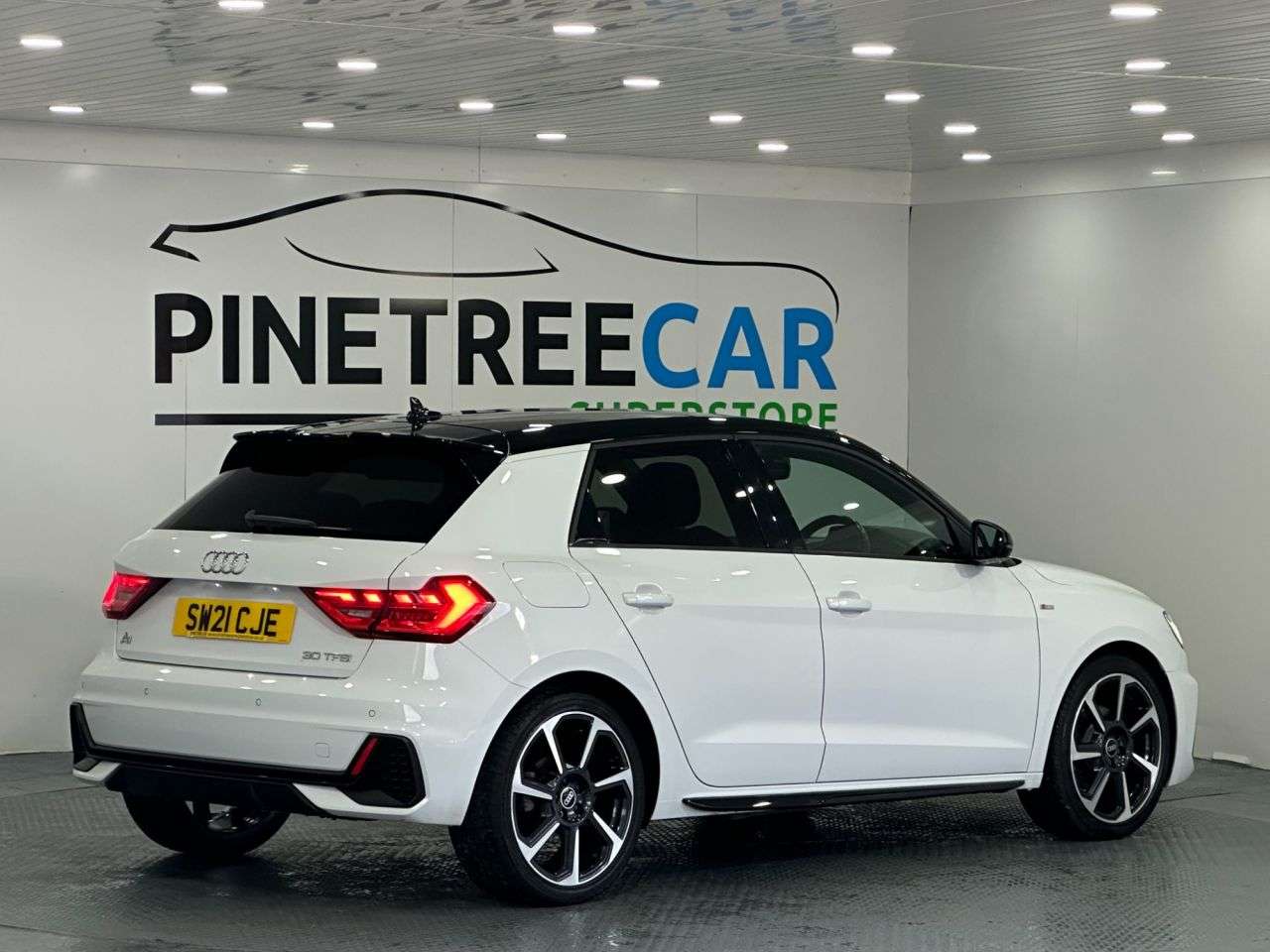 2021 AUDI A1 2021 AUDI A1