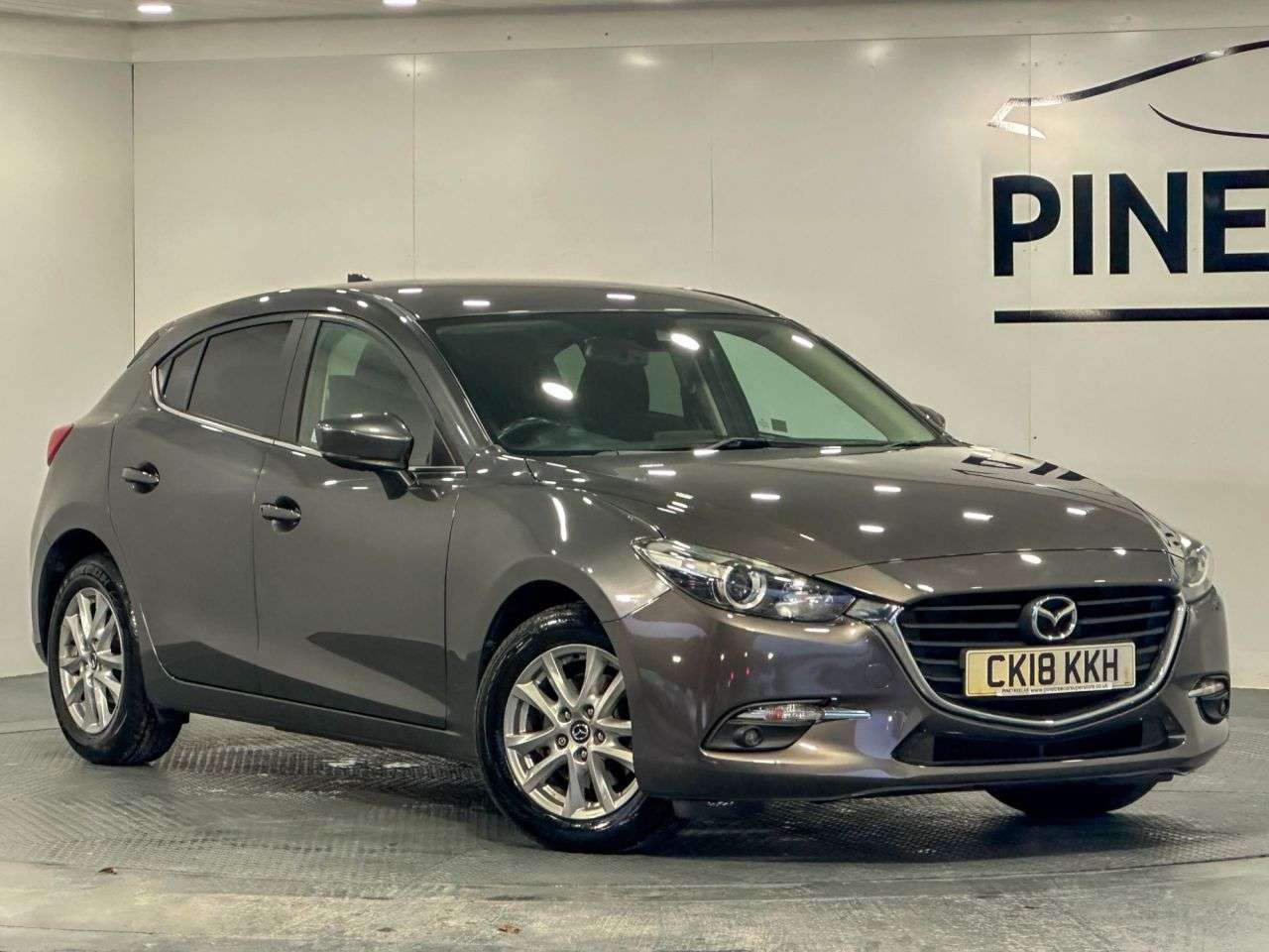 A 2018 MAZDA MAZDA3 2.0 SKYACTIV-G SE-L Nav Hatchback 5dr Petrol Manual Euro 6 (s/s) (121 ps) A 2018 MAZDA MAZDA3 2.0 SKYACTIV-G SE-L Nav Hatchback 5dr Petrol Manual Euro 6 (s/s) (121 ps)
