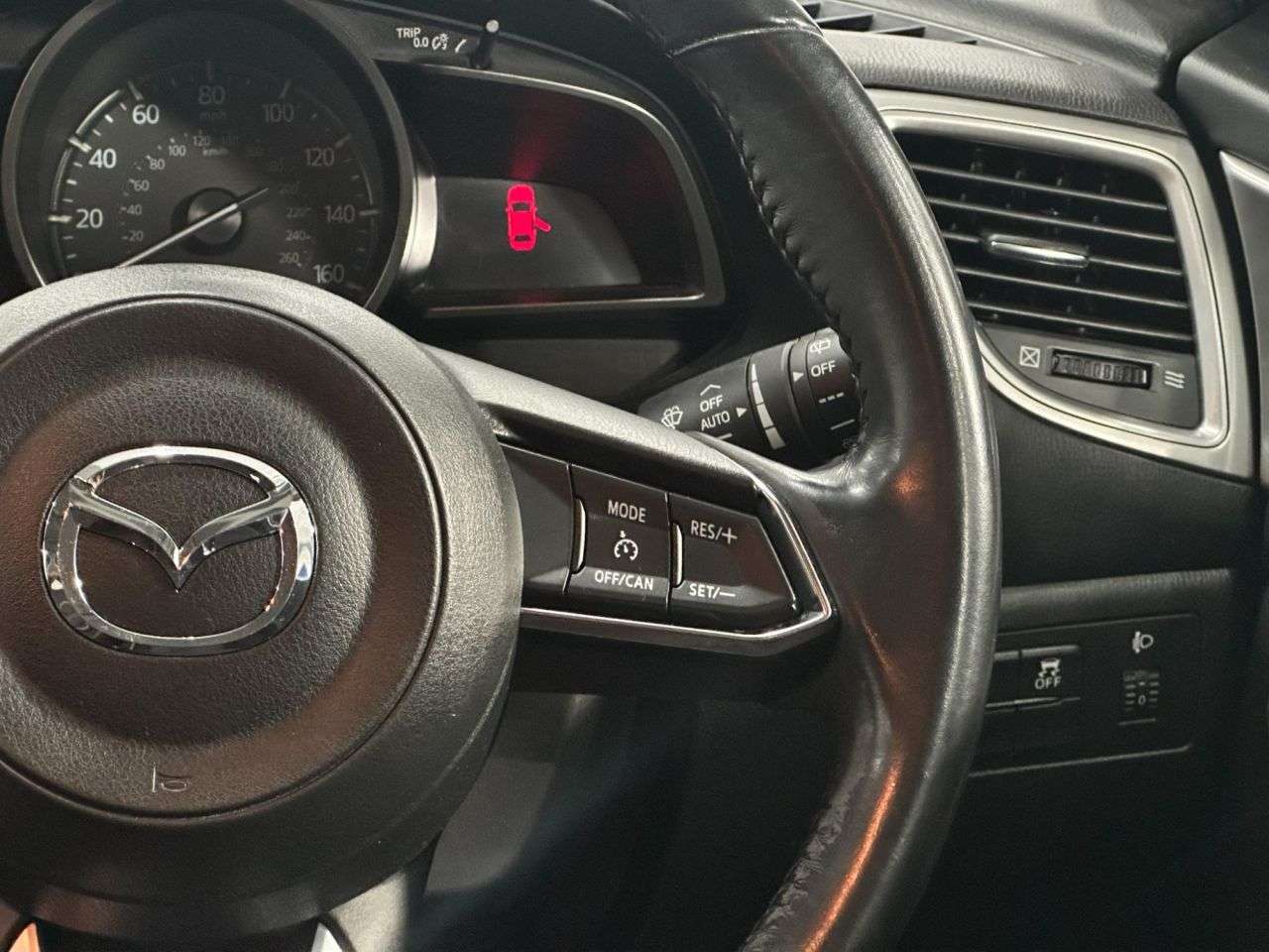 2018 MAZDA MAZDA3 2018 MAZDA MAZDA3