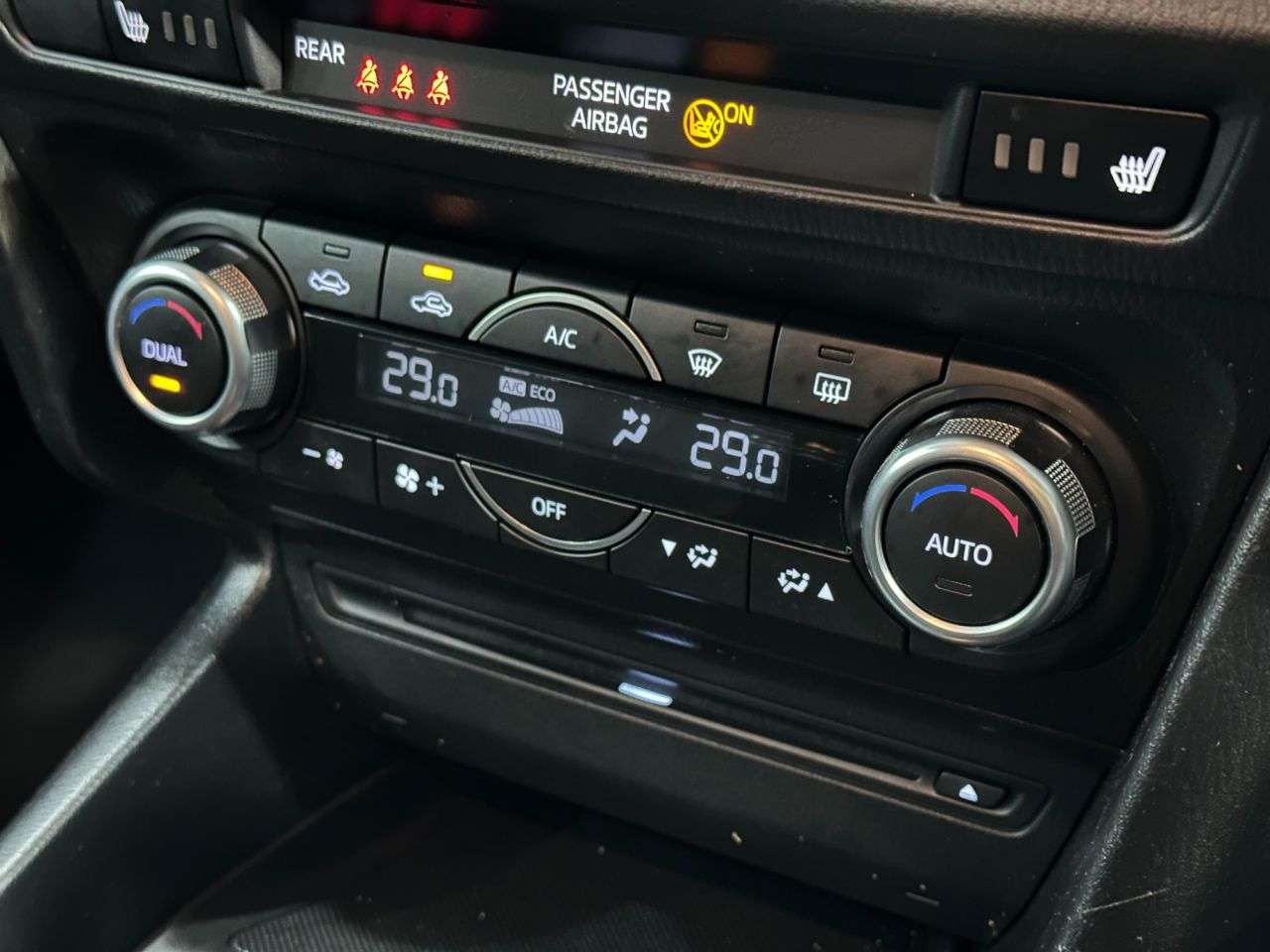 2018 MAZDA MAZDA3 2018 MAZDA MAZDA3