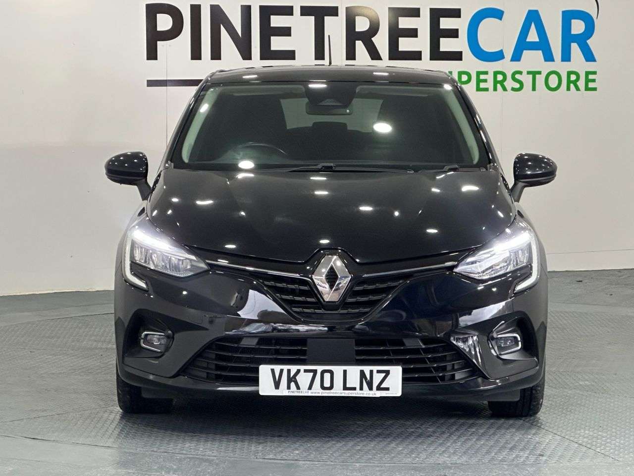 A 2020 RENAULT CLIO 1.5 Blue dCi Iconic Hatchback 5dr Diesel Manual Euro 6 (s/s) (85 ps) A 2020 RENAULT CLIO 1.5 Blue dCi Iconic Hatchback 5dr Diesel Manual Euro 6 (s/s) (85 ps)