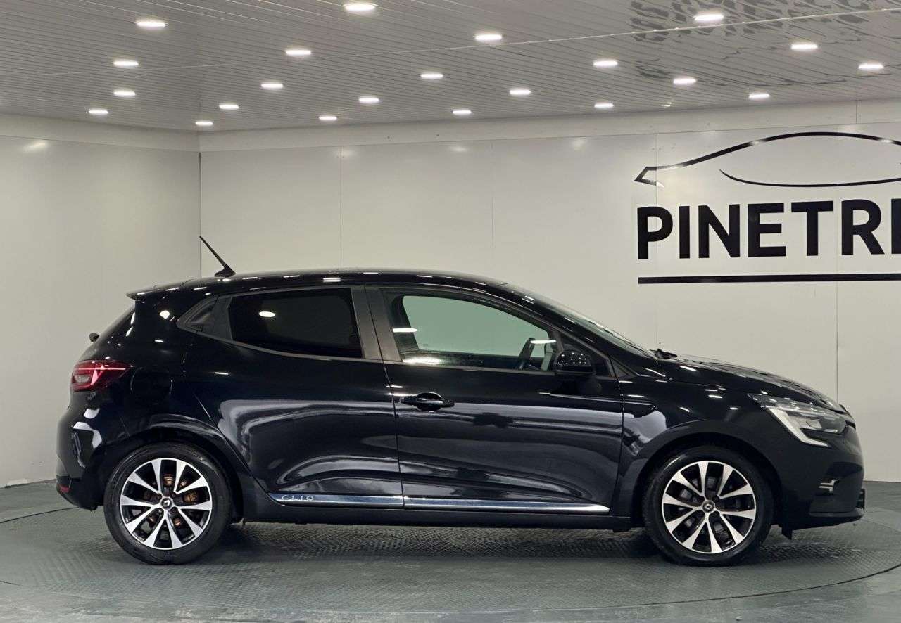 2020 RENAULT CLIO 2020 RENAULT CLIO