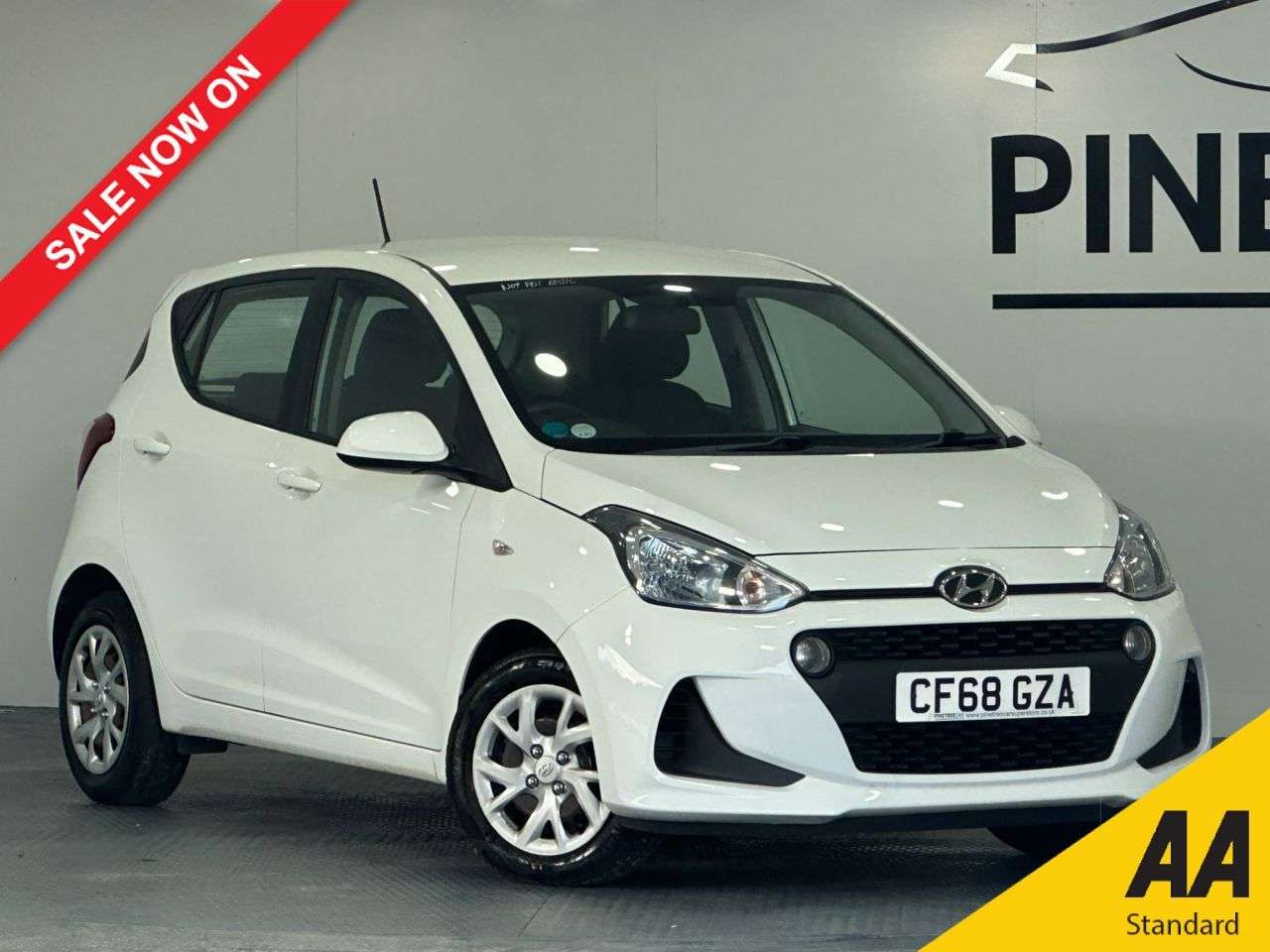 A 2019 HYUNDAI I10 1.0 SE Hatchback 5dr Petrol Manual Euro 6 (67 ps) A 2019 HYUNDAI I10 1.0 SE Hatchback 5dr Petrol Manual Euro 6 (67 ps)