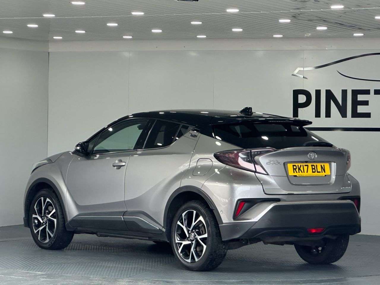 2017 TOYOTA C-HR 2017 TOYOTA C-HR