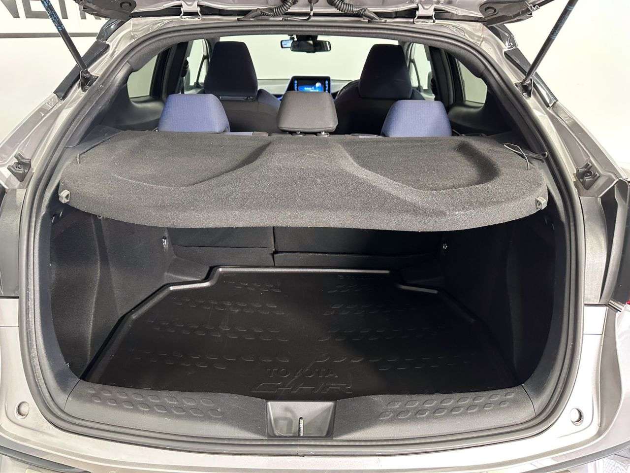 2017 TOYOTA C-HR 2017 TOYOTA C-HR