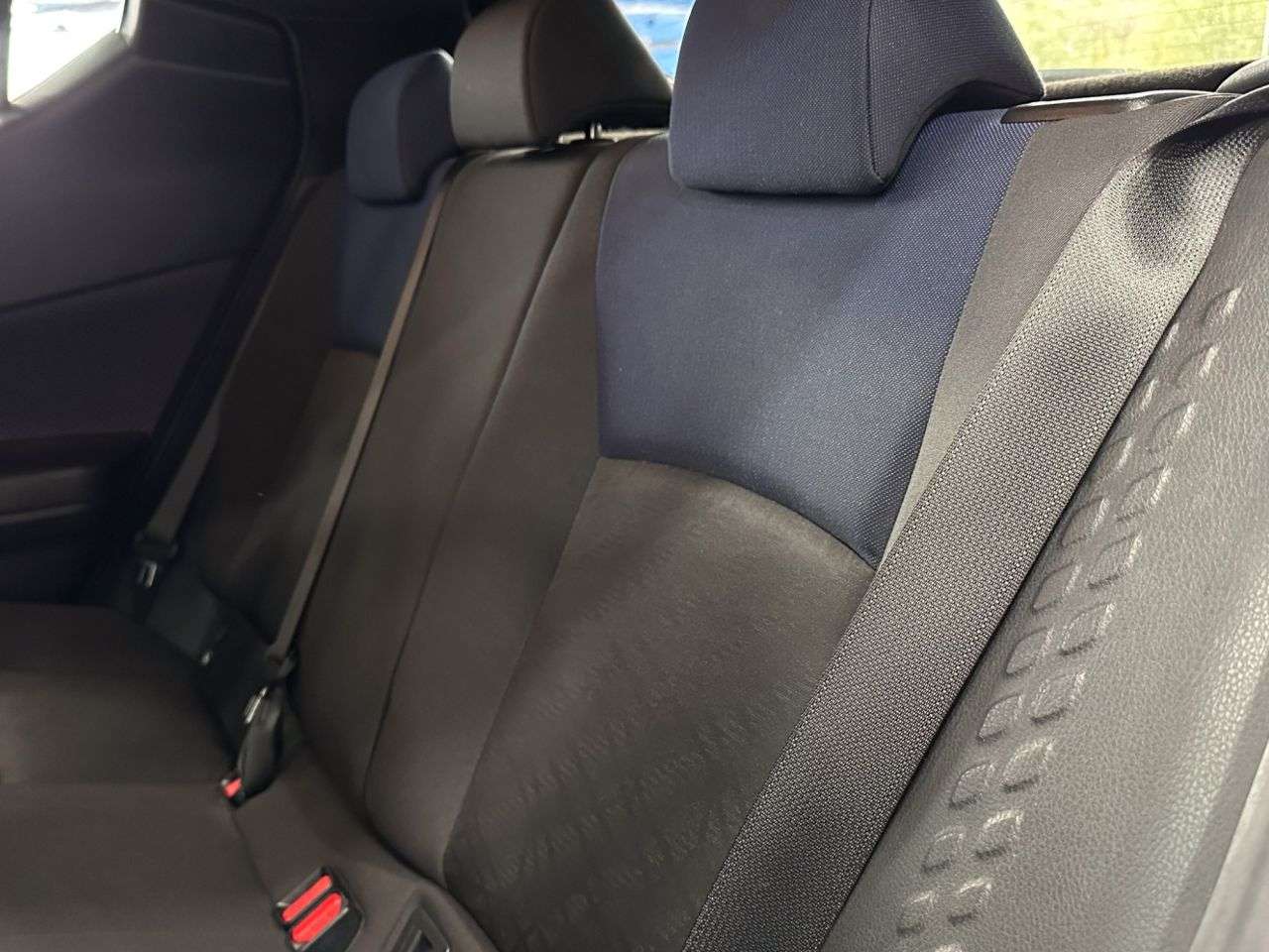 2017 TOYOTA C-HR 2017 TOYOTA C-HR