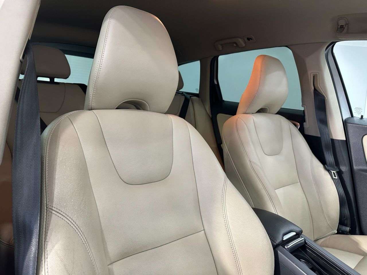 2015 VOLVO XC60 2015 VOLVO XC60