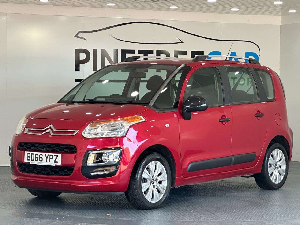 A 2016 CITROEN C3 PICASSO 1.6 BlueHDi Edition MPV 5dr Diesel Manual Euro 6 (100 ps) A 2016 CITROEN C3 PICASSO 1.6 BlueHDi Edition MPV 5dr Diesel Manual Euro 6 (100 ps)