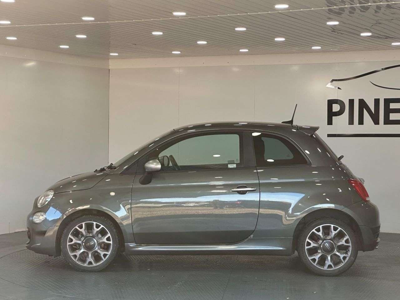 2020 FIAT 500 2020 FIAT 500