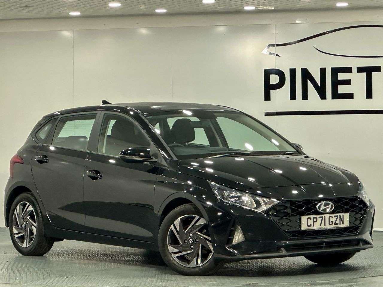 A 2021 HYUNDAI I20 1.0 T-GDi Element Hatchback 5dr Petrol Manual Euro 6 (s/s) (100 ps) A 2021 HYUNDAI I20 1.0 T-GDi Element Hatchback 5dr Petrol Manual Euro 6 (s/s) (100 ps)