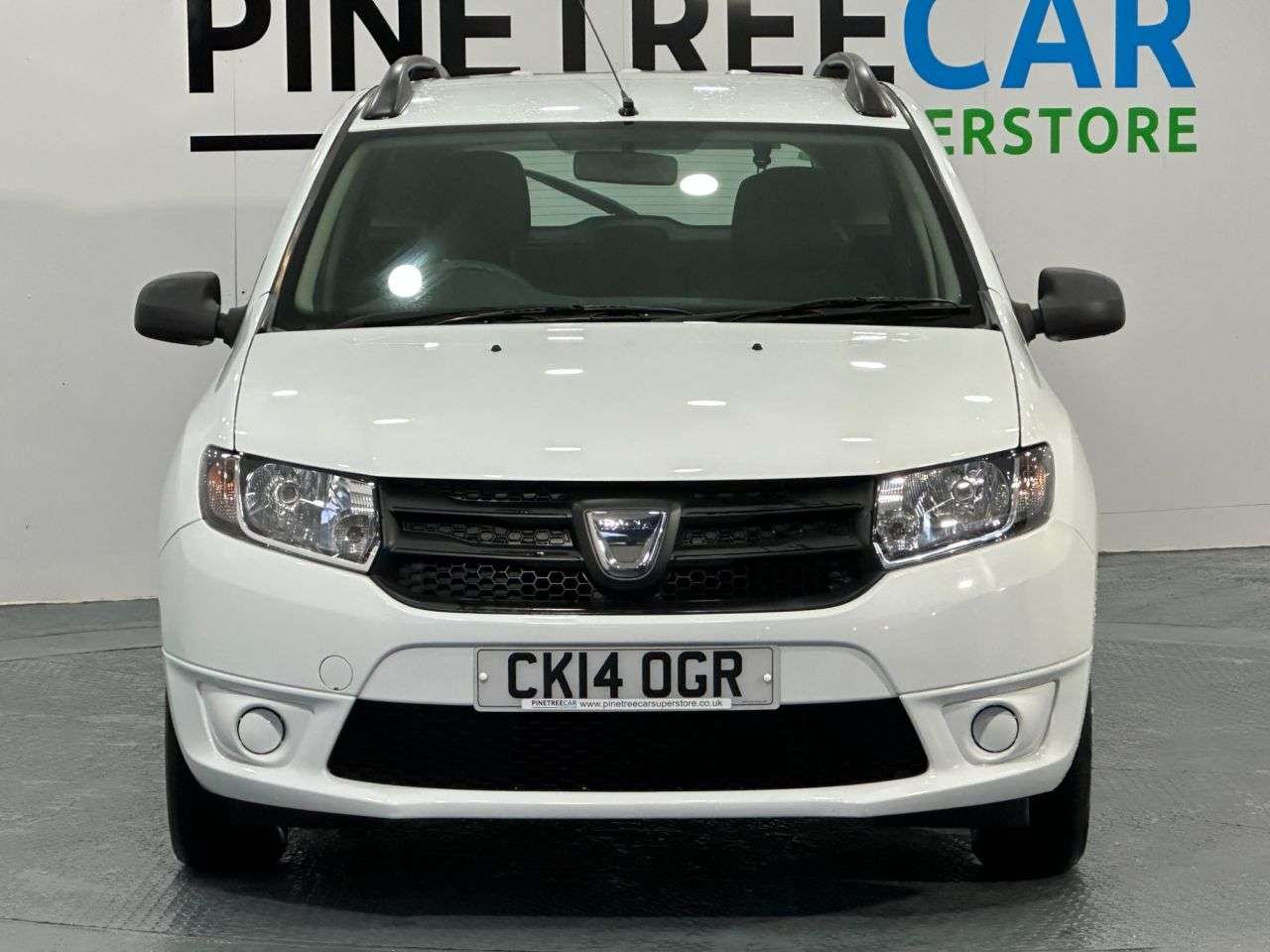 A 2014 DACIA LOGAN MCV 1.2 Ambiance Estate 5dr Petrol Manual Euro 5 (75 ps) A 2014 DACIA LOGAN MCV 1.2 Ambiance Estate 5dr Petrol Manual Euro 5 (75 ps)