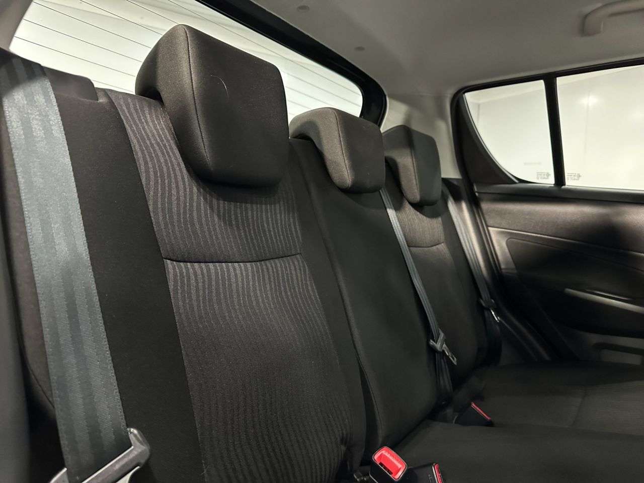 2012 SUZUKI SWIFT 2012 SUZUKI SWIFT