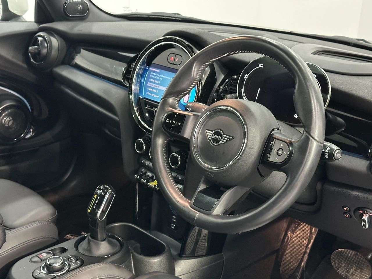 2021 MINI ELECTRIC HATCH 2021 MINI ELECTRIC HATCH