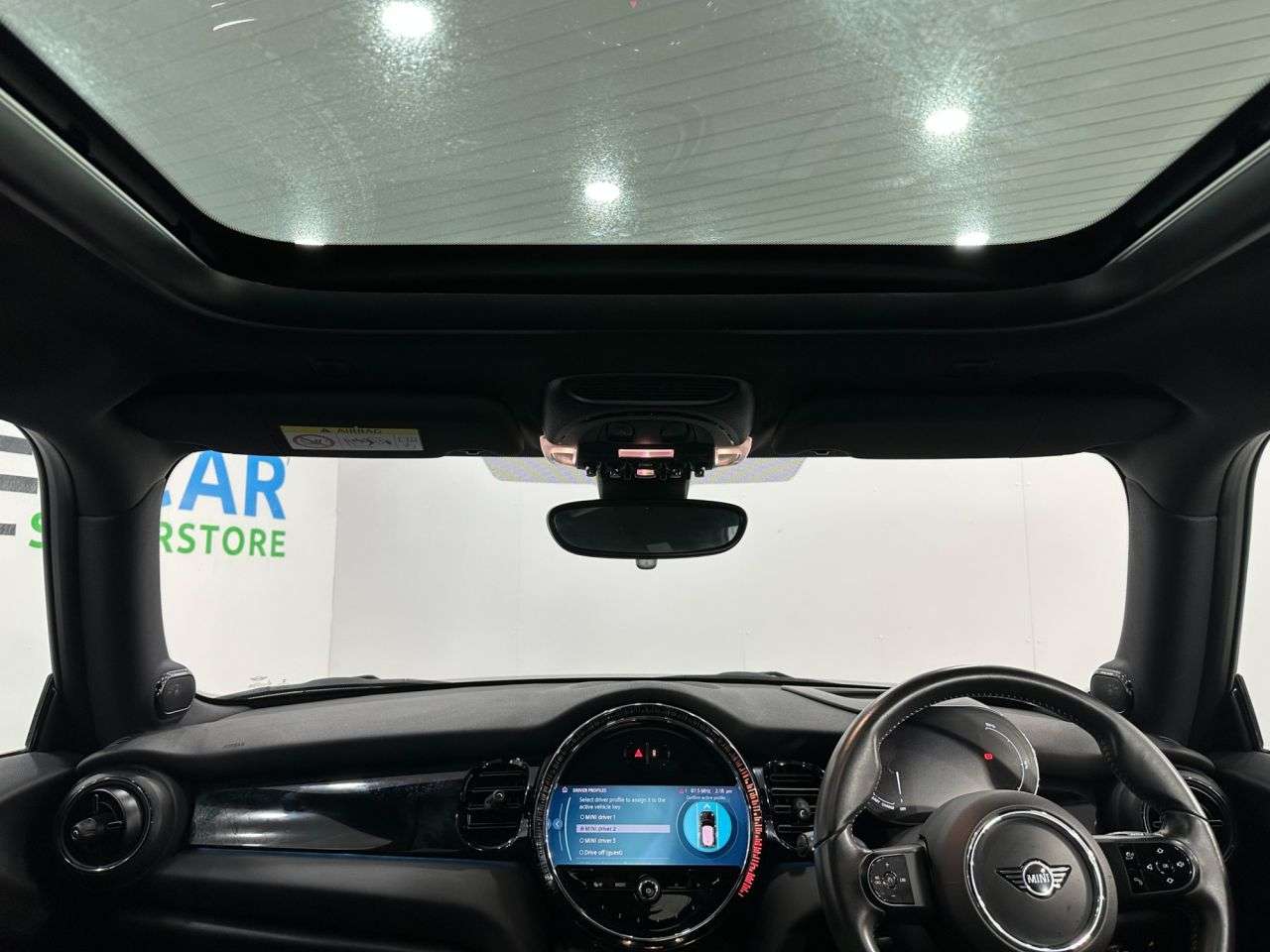 2021 MINI ELECTRIC HATCH 2021 MINI ELECTRIC HATCH