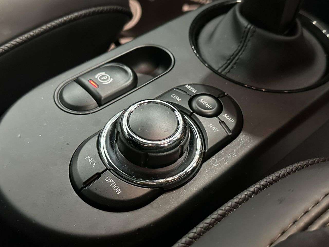 2021 MINI ELECTRIC HATCH 2021 MINI ELECTRIC HATCH