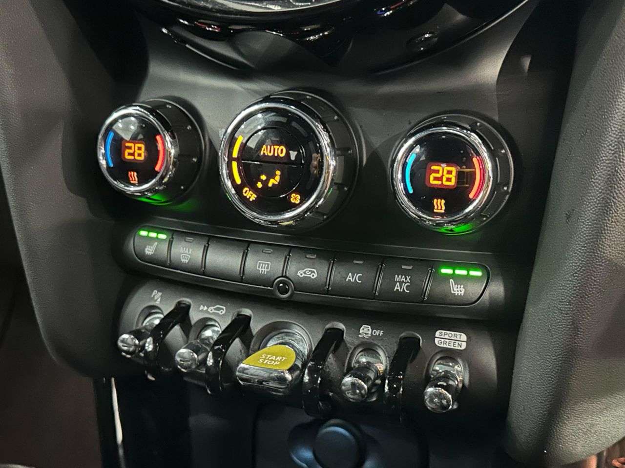 2021 MINI ELECTRIC HATCH 2021 MINI ELECTRIC HATCH