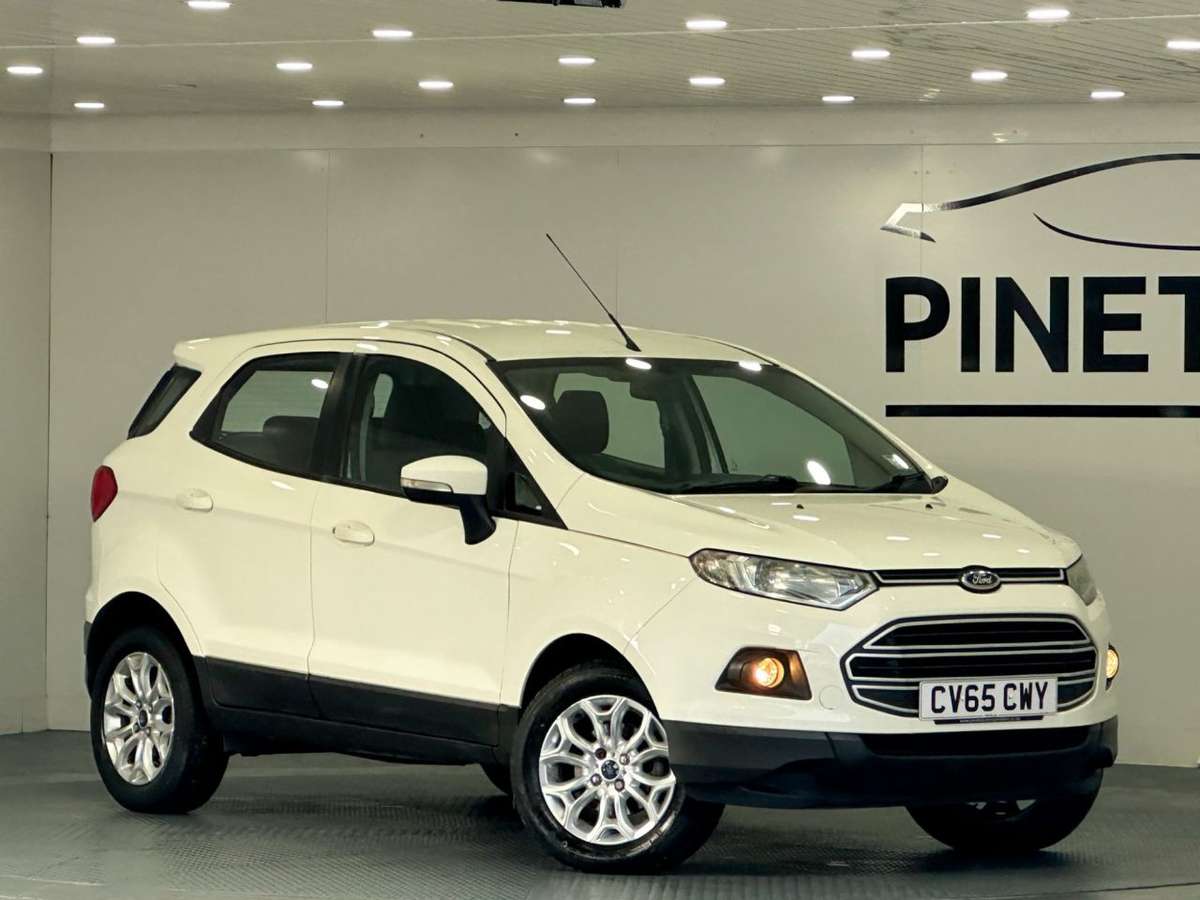 Check out this Ford Ecosport 2015 Petrol Manual