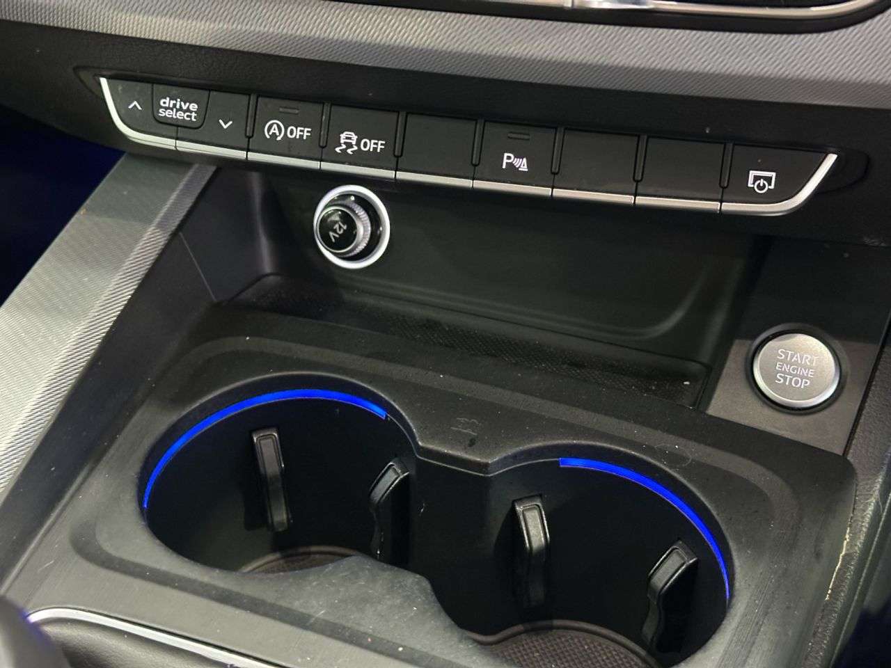 2017 AUDI A4 AVANT 2017 AUDI A4 AVANT