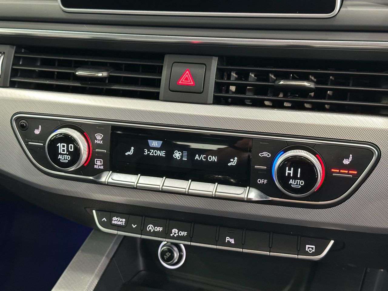 2017 AUDI A4 AVANT 2017 AUDI A4 AVANT