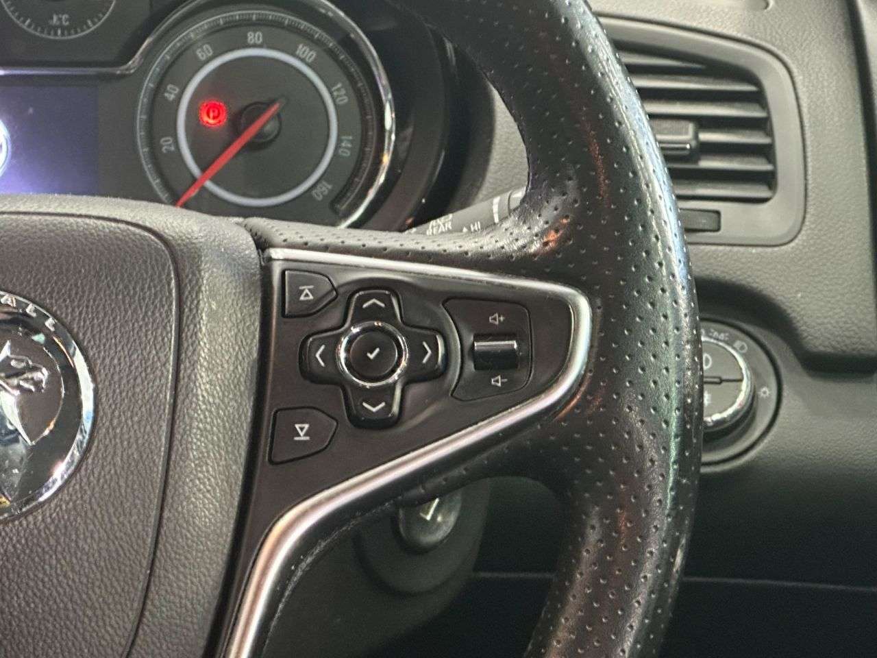 2017 VAUXHALL INSIGNIA 2017 VAUXHALL INSIGNIA