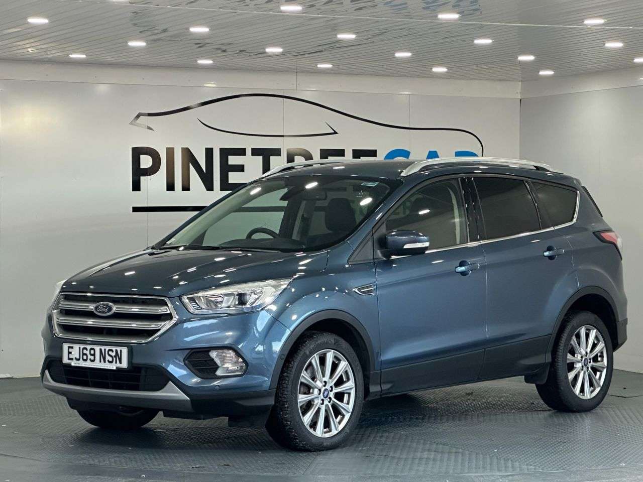 A 2019 FORD KUGA 2.0 TDCi EcoBlue Titanium Edition SUV 5dr Diesel Manual Euro 6 (s/s) (150 p A 2019 FORD KUGA 2.0 TDCi EcoBlue Titanium Edition SUV 5dr Diesel Manual Euro 6 (s/s) (150 p