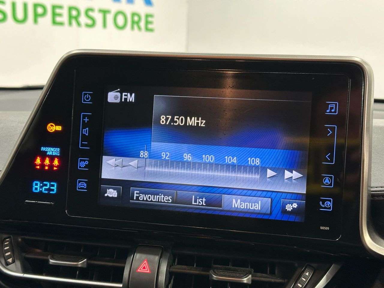 2018 TOYOTA C-HR 2018 TOYOTA C-HR