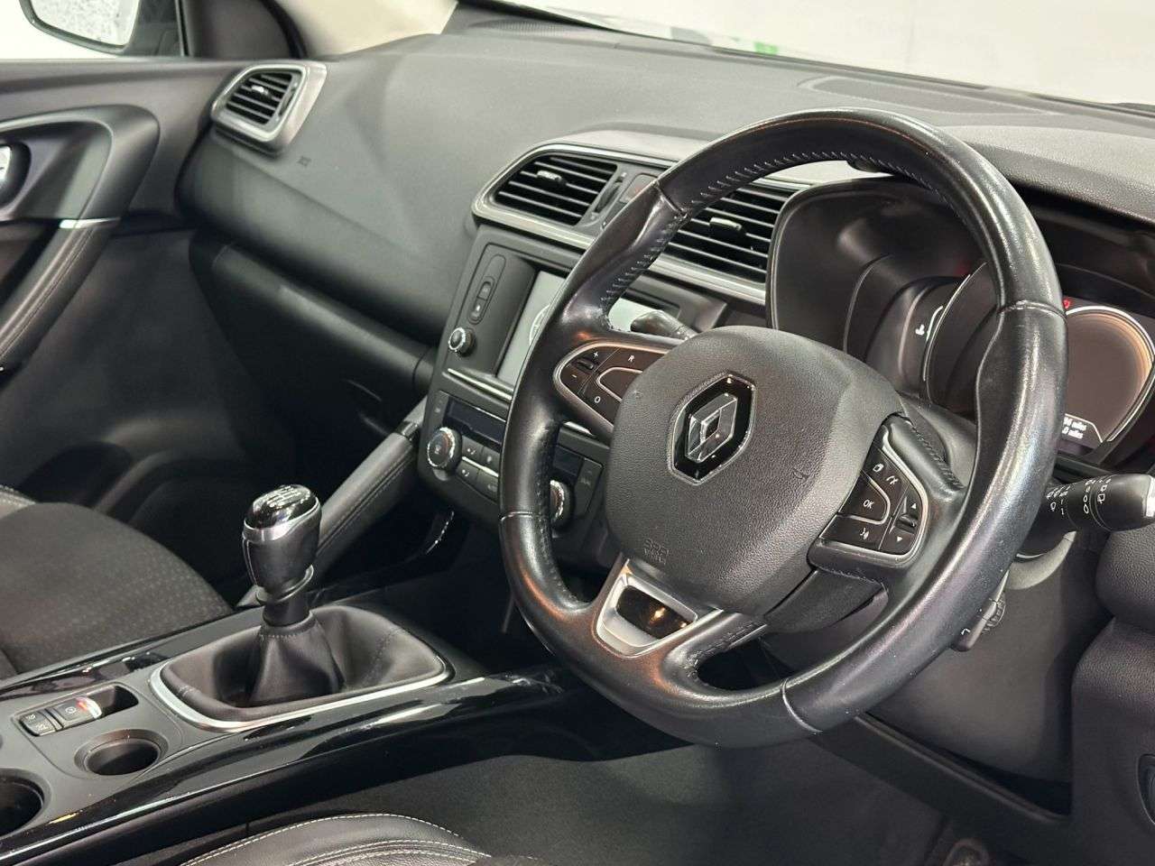 2017 RENAULT KADJAR 2017 RENAULT KADJAR