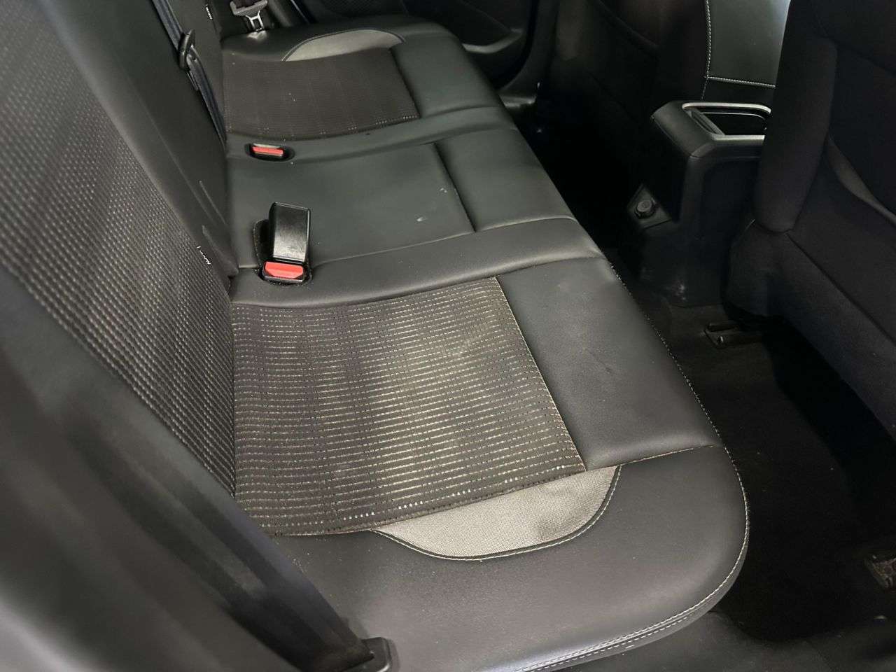 2017 PEUGEOT 2008 2017 PEUGEOT 2008