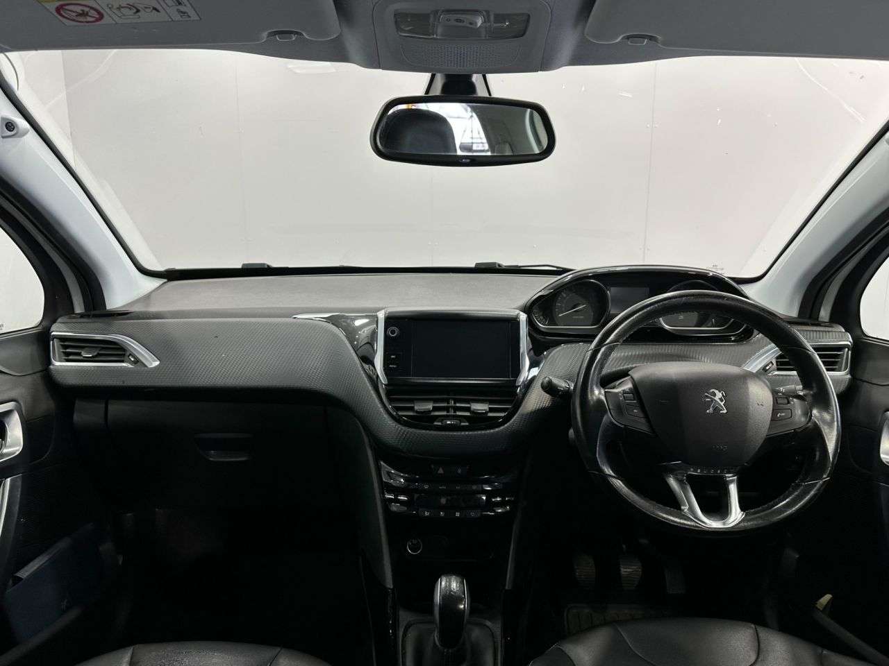 2017 PEUGEOT 2008 2017 PEUGEOT 2008