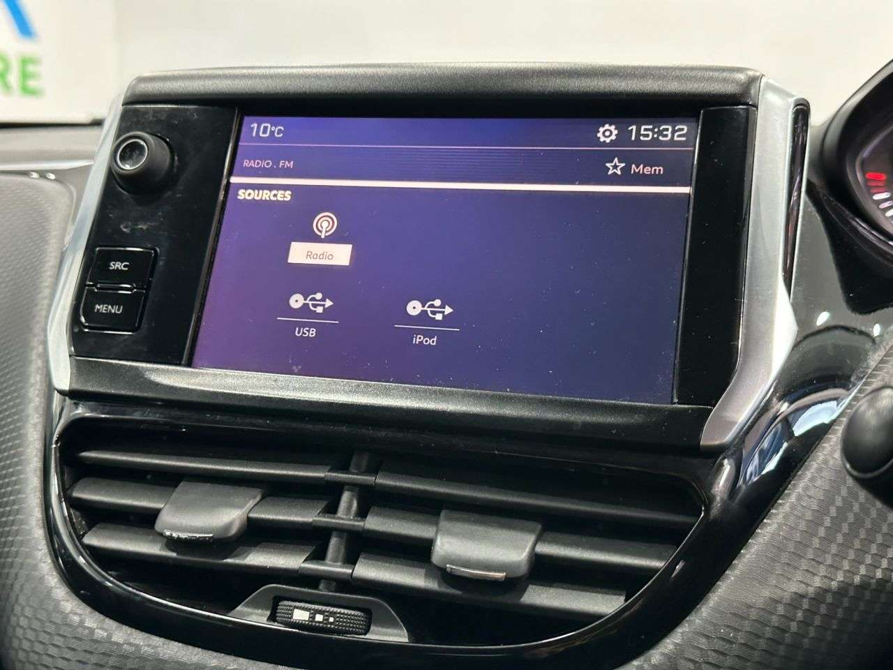 2017 PEUGEOT 2008 2017 PEUGEOT 2008