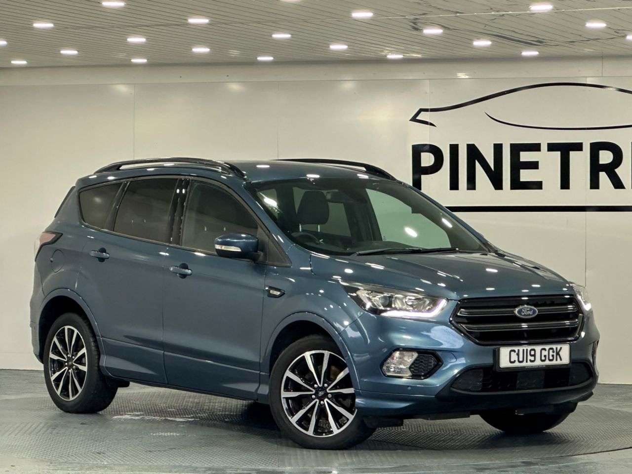 A 2019 FORD KUGA 2.0 TDCi EcoBlue ST-Line SUV 5dr Diesel Manual AWD Euro 6 (s/s) (180 ps) A 2019 FORD KUGA 2.0 TDCi EcoBlue ST-Line SUV 5dr Diesel Manual AWD Euro 6 (s/s) (180 ps)