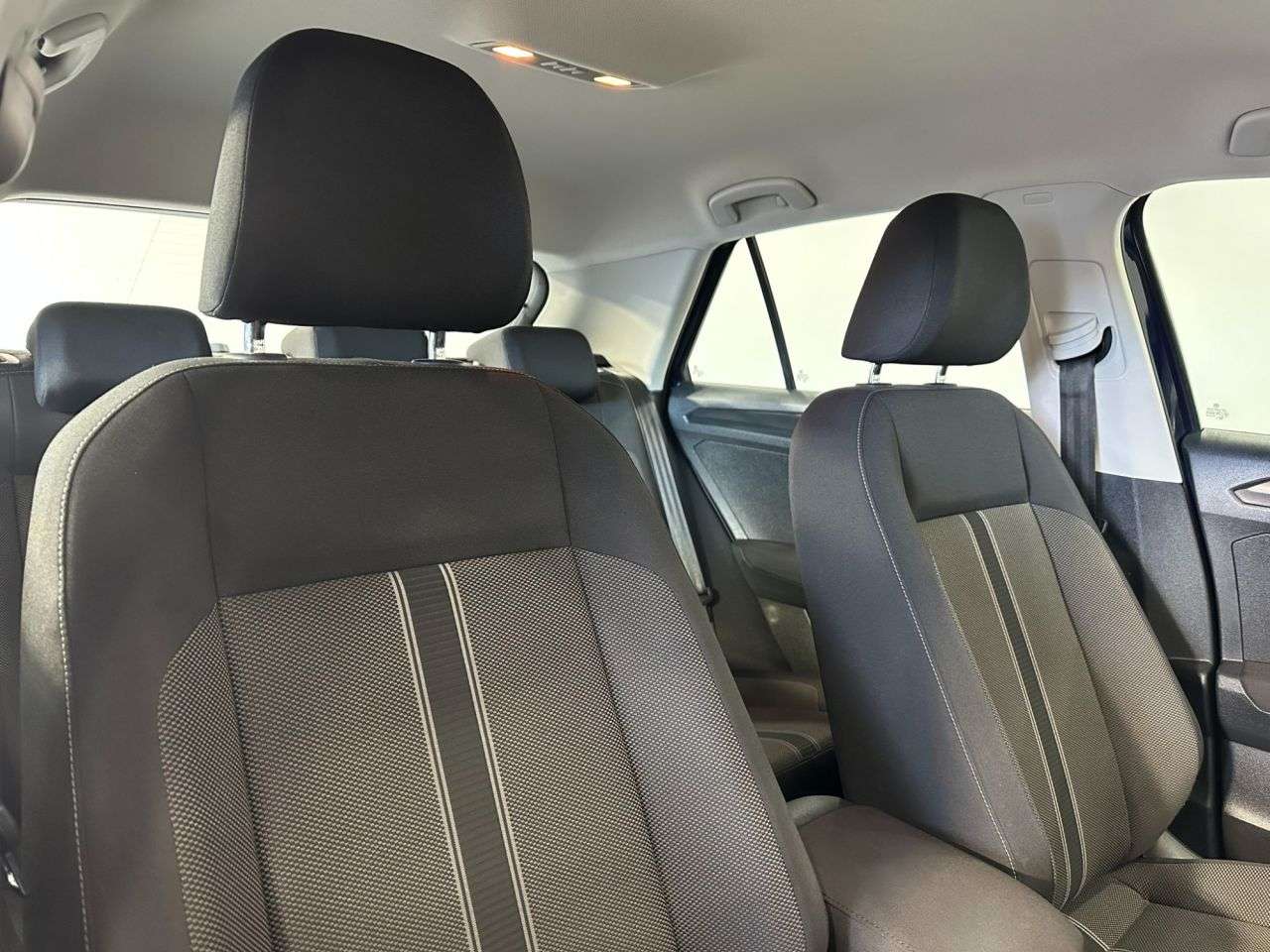 2018 VOLKSWAGEN T-ROC 2018 VOLKSWAGEN T-ROC