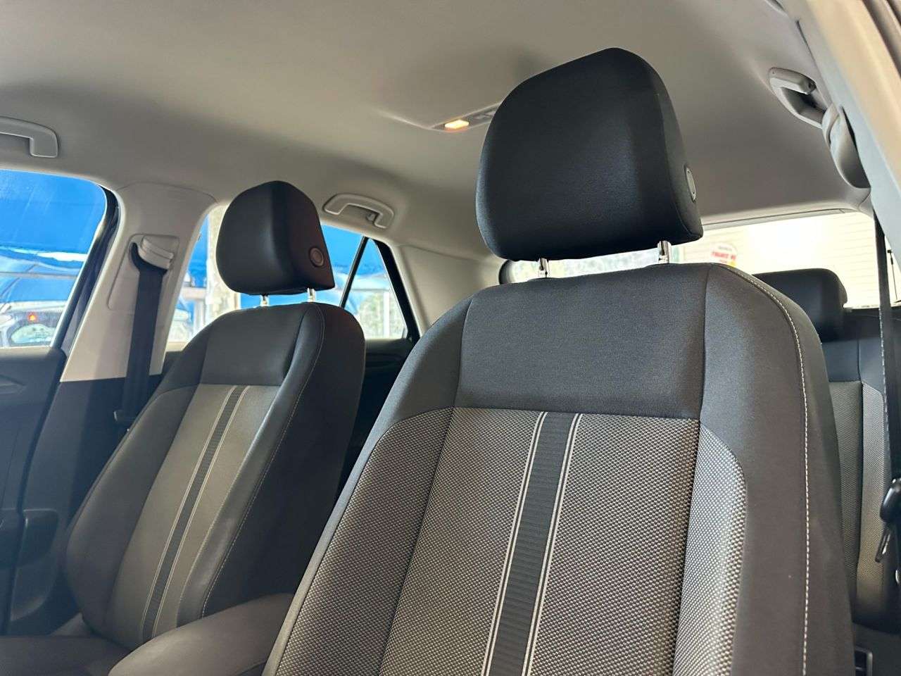 2018 VOLKSWAGEN T-ROC 2018 VOLKSWAGEN T-ROC