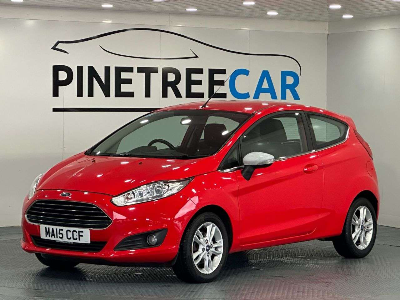 A 2015 FORD FIESTA 1.0 Zetec Hatchback 3dr Petrol Manual Euro 6 (s/s) (80 ps) A 2015 FORD FIESTA 1.0 Zetec Hatchback 3dr Petrol Manual Euro 6 (s/s) (80 ps)