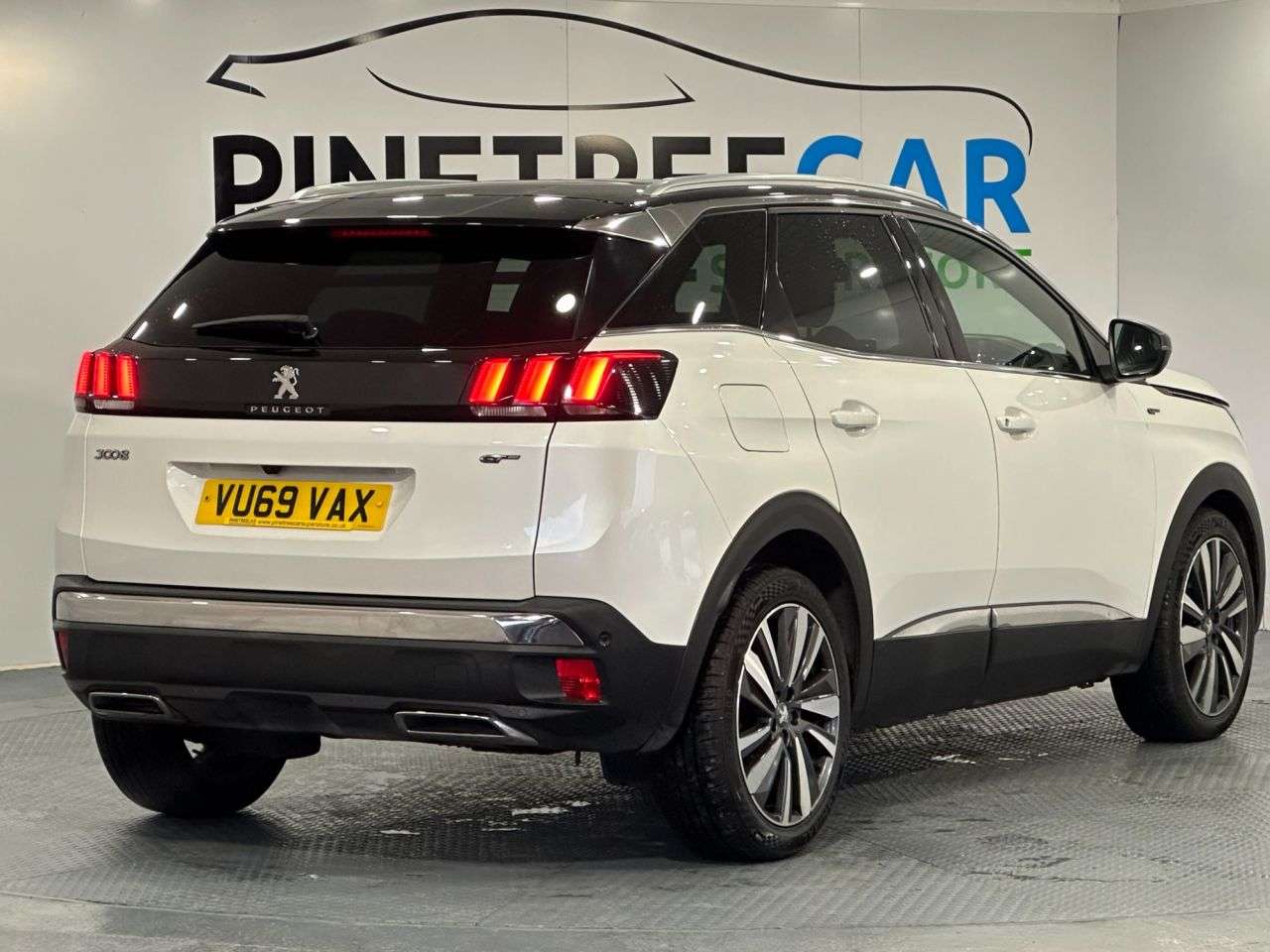 2019 PEUGEOT 3008 2019 PEUGEOT 3008