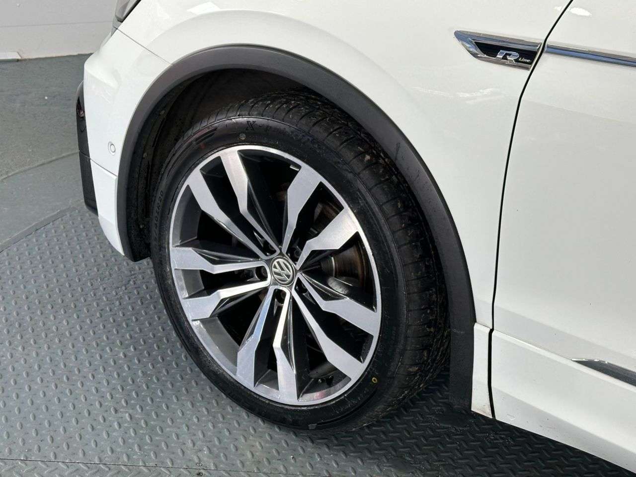 2019 VOLKSWAGEN TIGUAN 2019 VOLKSWAGEN TIGUAN