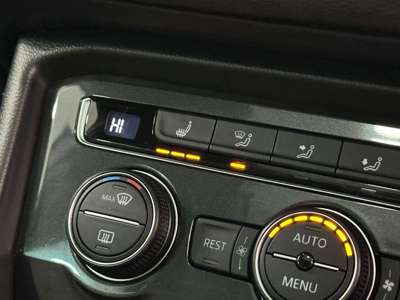 2019 VOLKSWAGEN TIGUAN 2019 VOLKSWAGEN TIGUAN