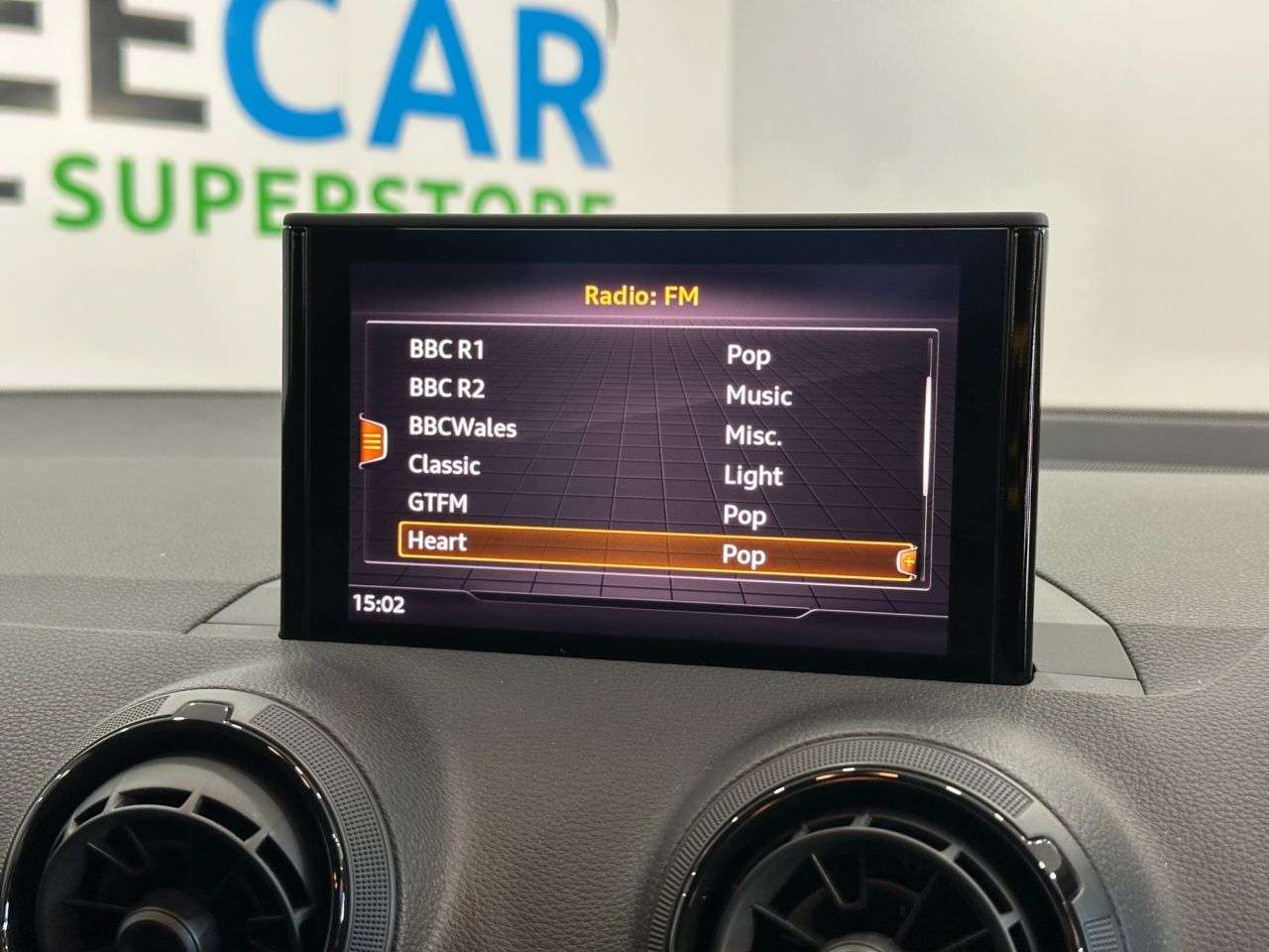 2017 AUDI Q2 2017 AUDI Q2