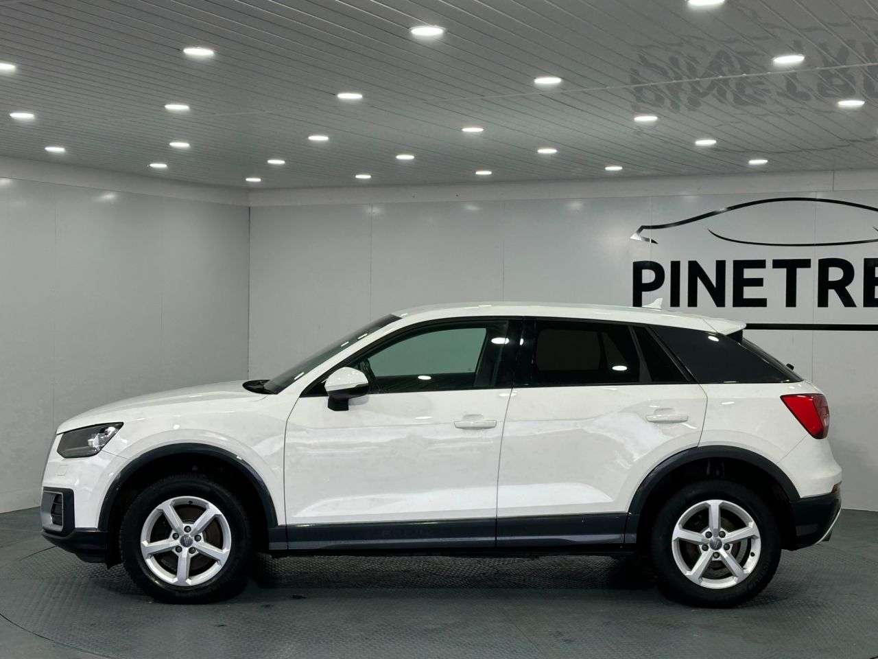 2017 AUDI Q2 2017 AUDI Q2